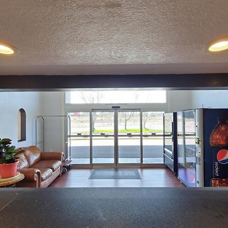 Ramada By Wyndham Flagstaff East Exterior foto