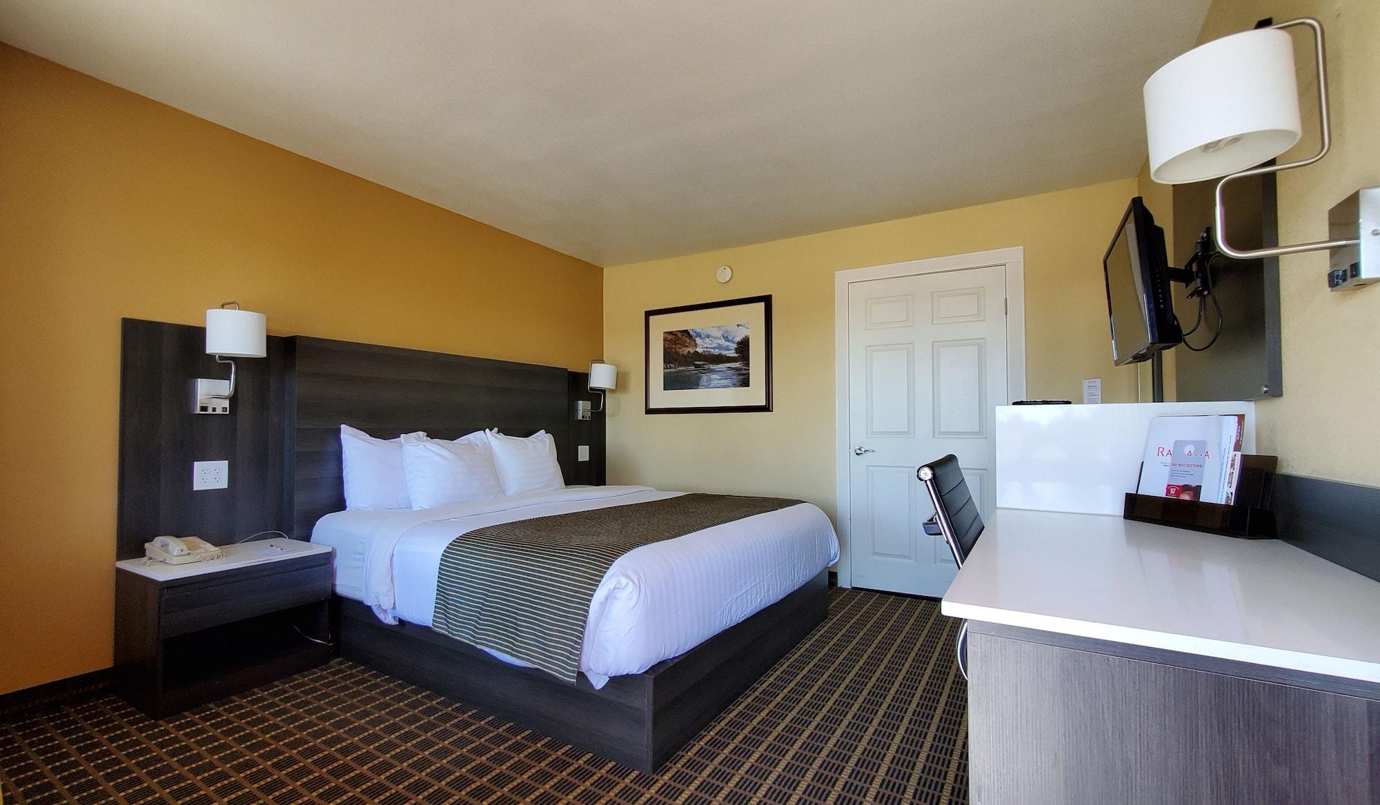 Ramada By Wyndham Flagstaff East Exterior foto