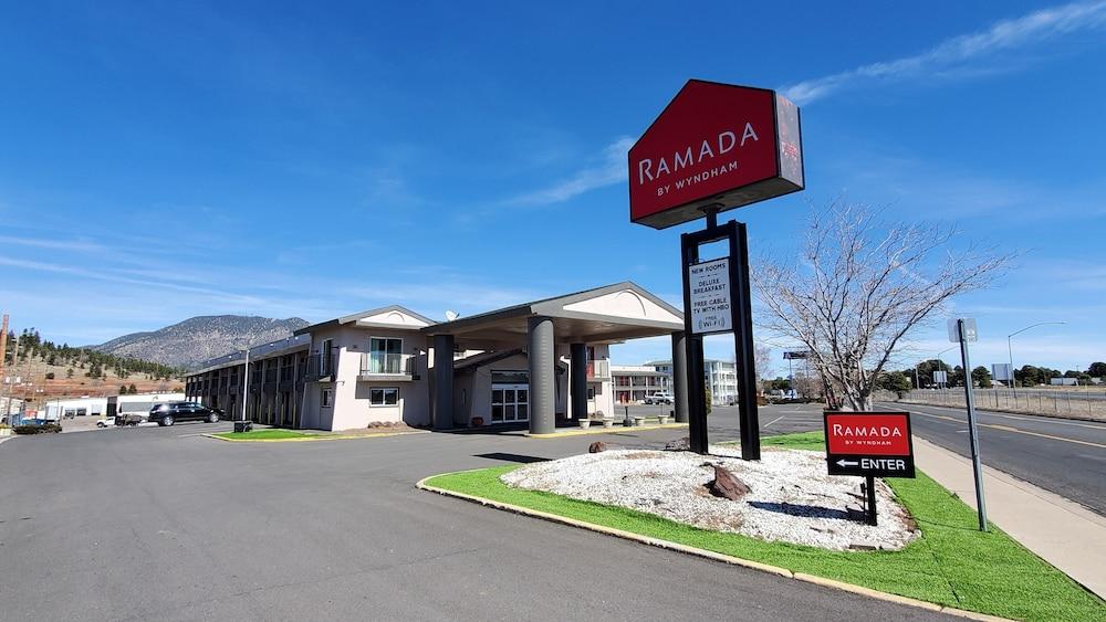 Ramada By Wyndham Flagstaff East Exterior foto